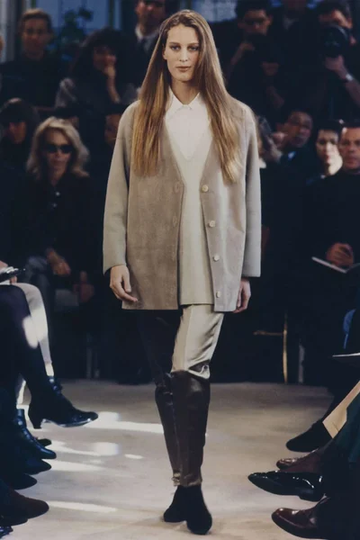 Look 24